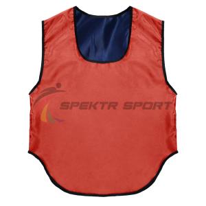 Купить Манишка футбольная двусторонняя Spektr Sport красно-синяя р. 36-40 в Апатитах 