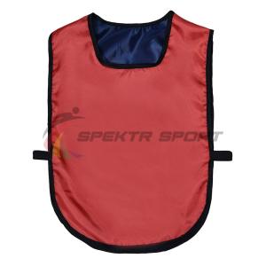 Купить Манишка футбольная двусторонняя универсальная Spektr Sport красно-синяя в Апатитах 